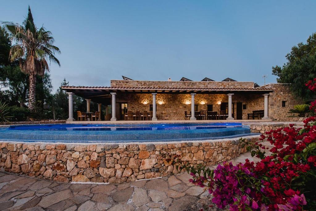 & Paissa D'en Bernat Bed and breakfast Cala Tarida (Ibiza)